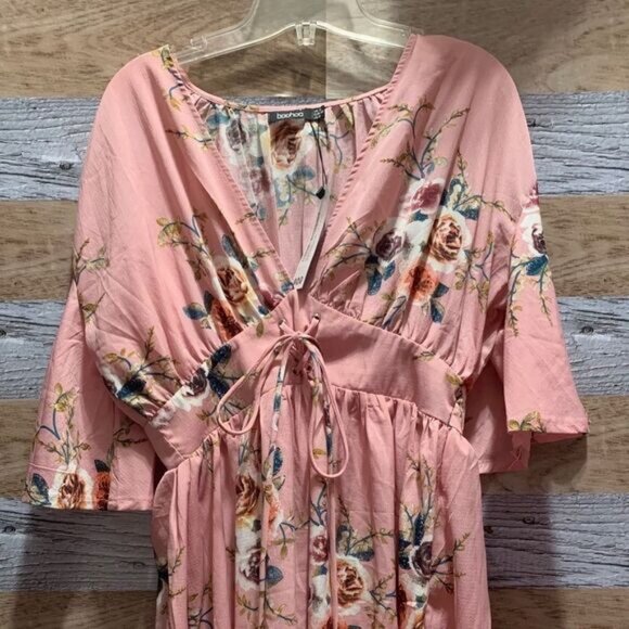 New Women’s Dress Boohoo Size 8 - Picture 2 of 4